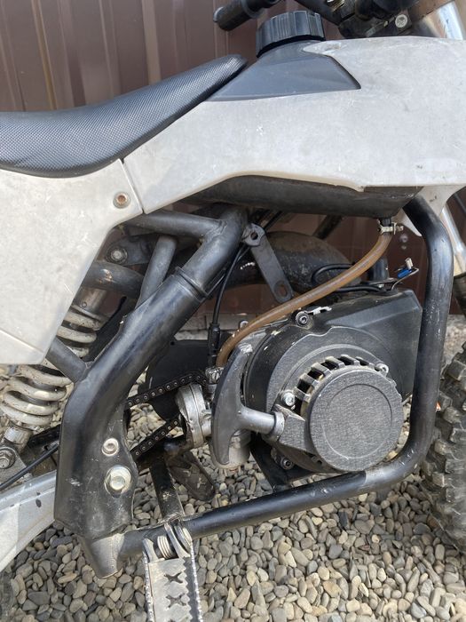 Cross 50cc 2 timpi functional 150€ pret negociabil.