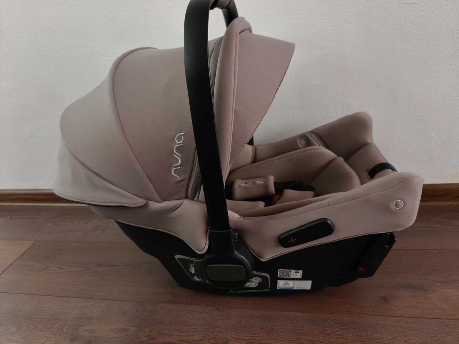 Nuna PIPA urbn  с вградена база - столче за кола 0-13 кг, вграден ISOFIX, i-Size