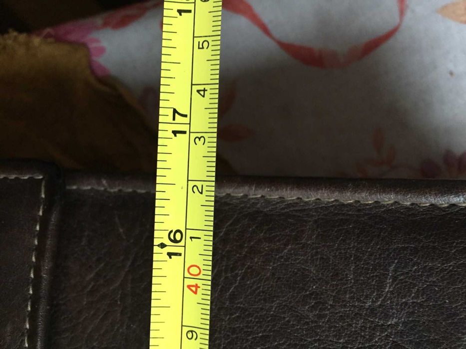 2 бр,Висококачествени ,кожени  мъжки чанти