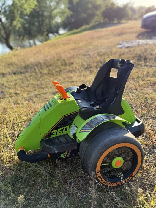 Tricicletă electrică copii Huffy Green Machine 360 (model 19901W)