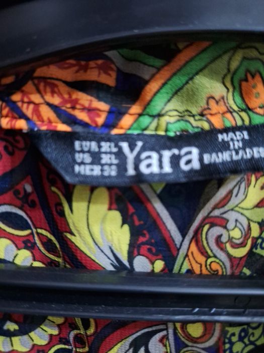 Vând camasa multicolora dama