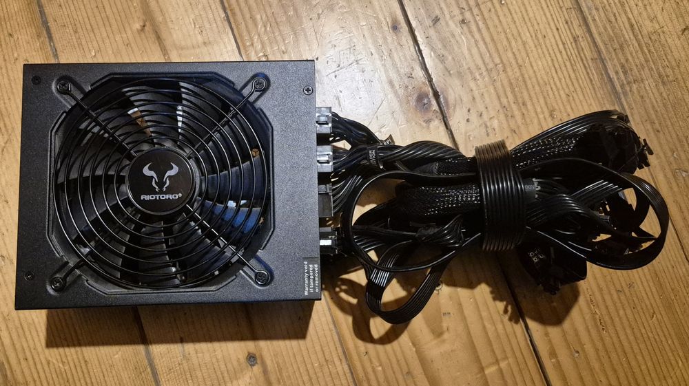 Sursa gaming 1200W Gold full modulara