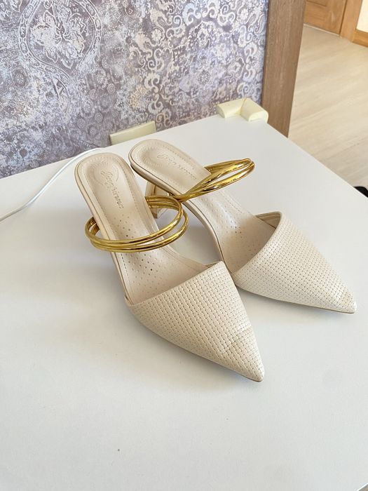 Продам новые туфли