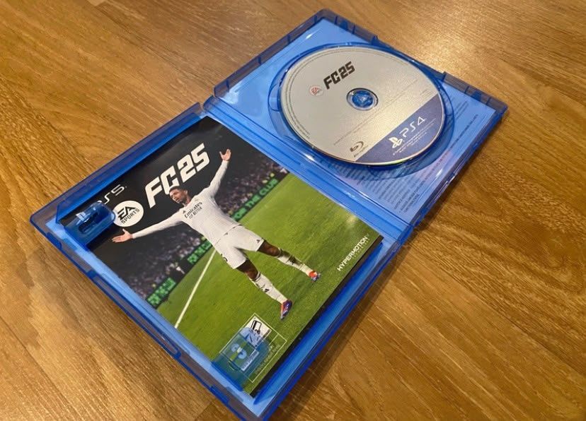 EA Sports FC 25 (FIFA) PS4 – Include Upgrade PS5 Gratuit – Stare Impecabilă