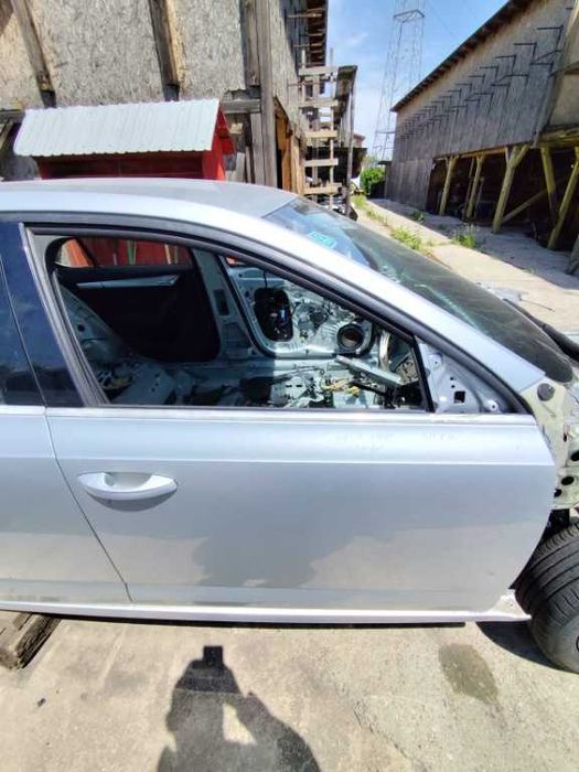 Usa dreapta fata  Skoda Octavia 3 MODEL 2016