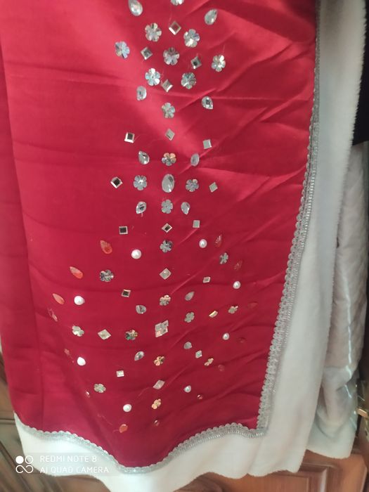 Qorbobo kiyimi Dedmoroz