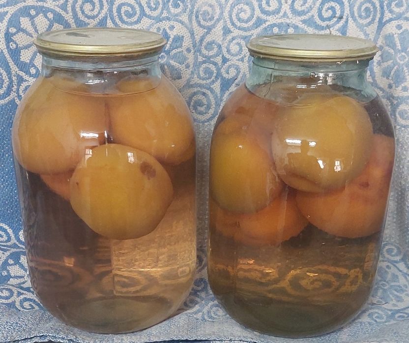 Соки натуральные компоты