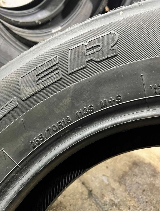 255 70 R18 113S M+S Bridgestone All season 9mm