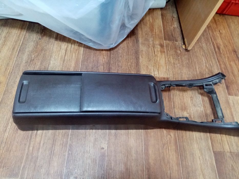 Бардачок между сиденьями марк2 90