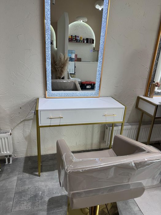 Срочно продам кресло и зеркала!