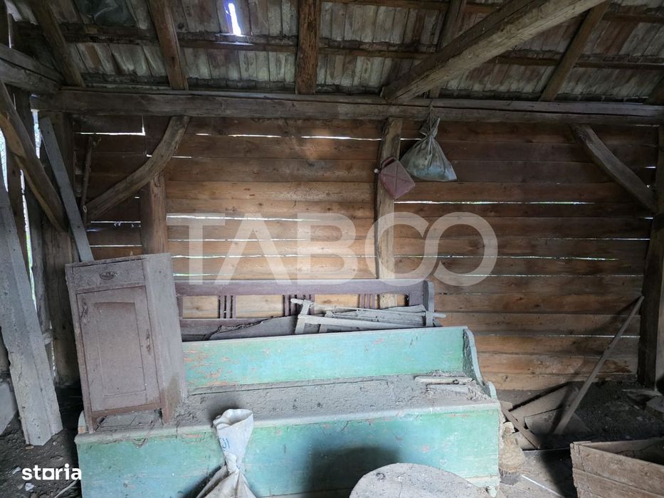 Casa si teren 1800 mpu cu utilitati si posibilitate de extindere