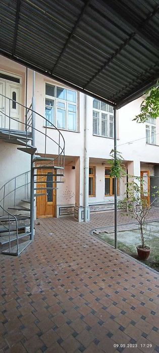 Учтепа туманида 2,5 сот Участка сотилади йулли йузида