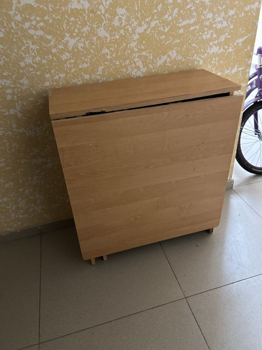 Стол книжка продам