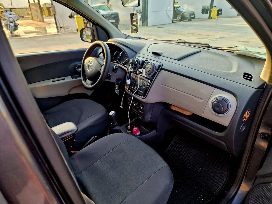 DACIA Lodgy 2014 — imagine 3