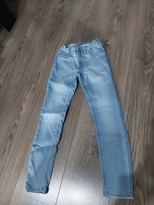 Детски клин 2броя и 2 броя дънки