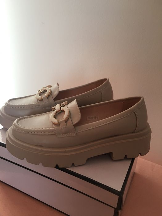 Продам лоферы