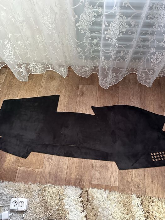 Продам полик на пенель,камри 40-45