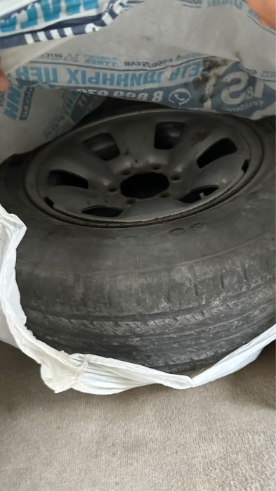 продаю автозапчасти