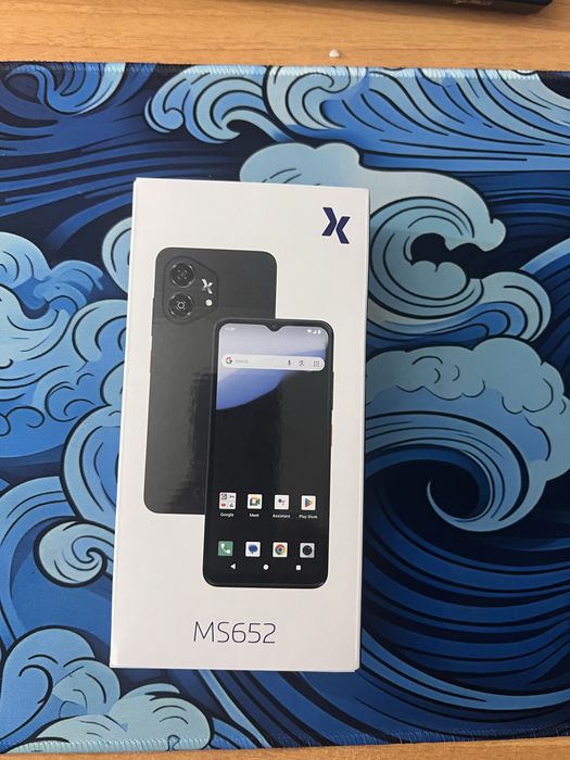 Maxcom MS652 /32 de GB NOU