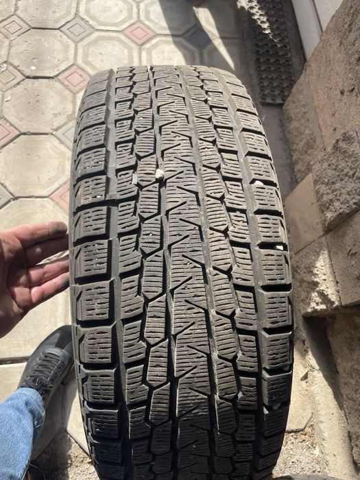 Комплект зимних шин с дисками от Прадо150