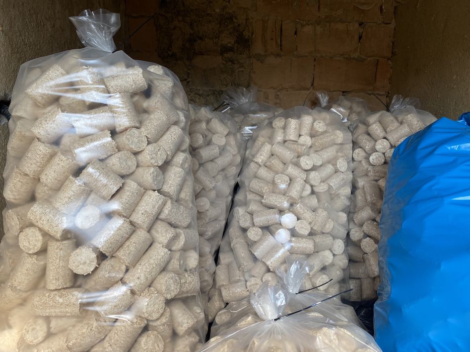 Brichete din rumegus stejar/brad