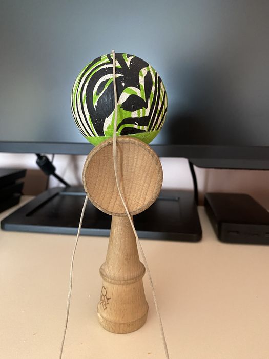 Sweets Kendamas Grain Split 2.0 Prime Kendama