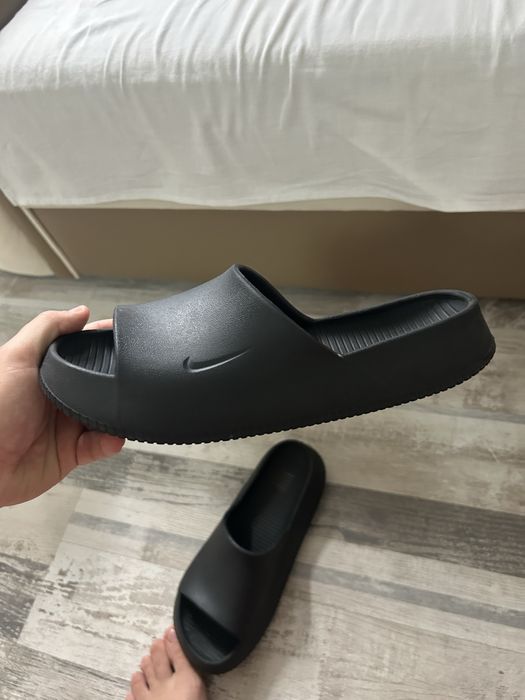 Nike calm slides