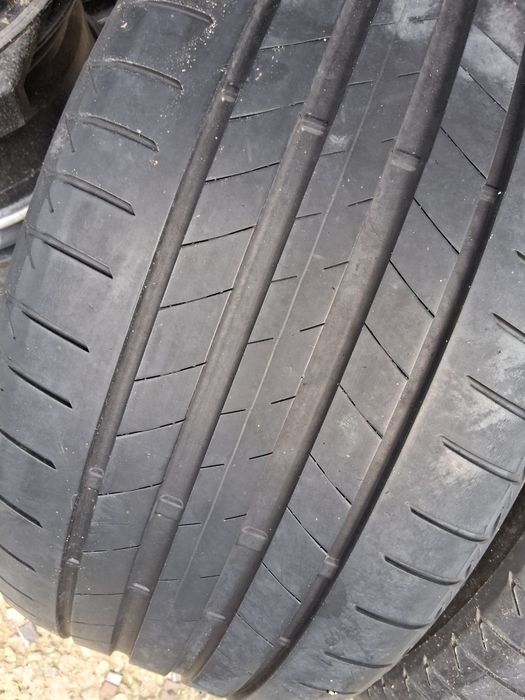 18цола спорт пакет 255 40 и 225 45 18 BRIDGESTONE  4броя летни