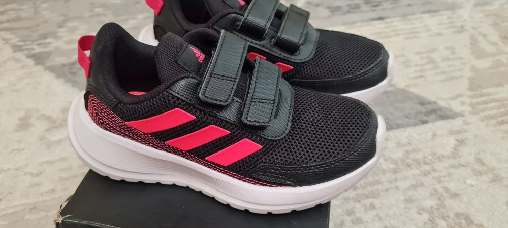 Кроссовки новые оригинал