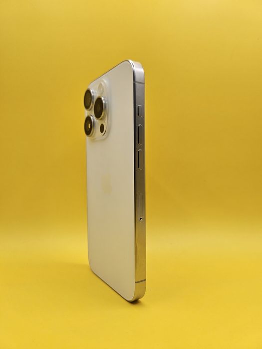 iPhone 15 Pro Natural Titanium 256 GB Sănătate Baterie 89%