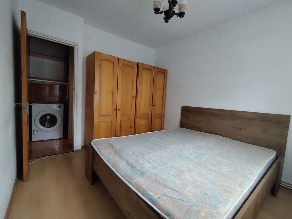 Apartament 3 camere Tractorul