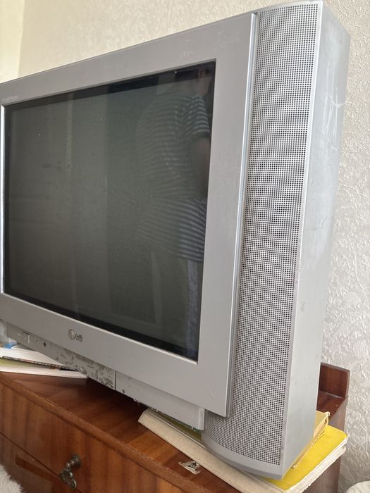 Телевизор LG б/у