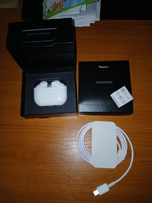 Căști Samsung Buds 3 PRO
