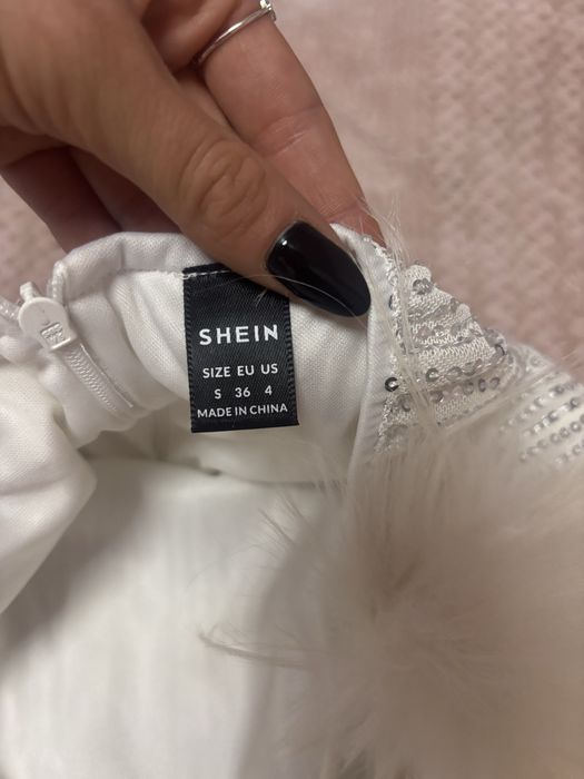 Роклички s и xs разгледайте