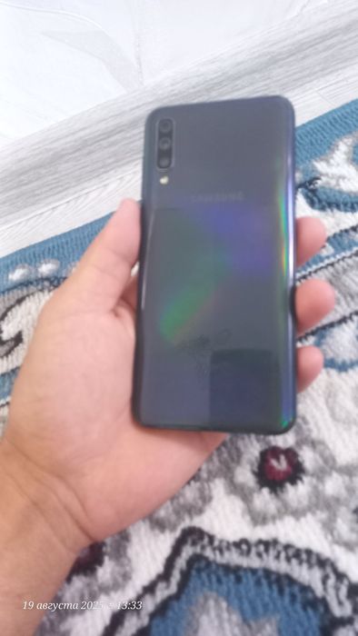 Самсунг а 50   .