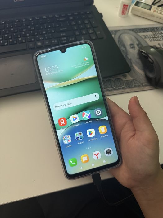 Продается телефон RedMi.