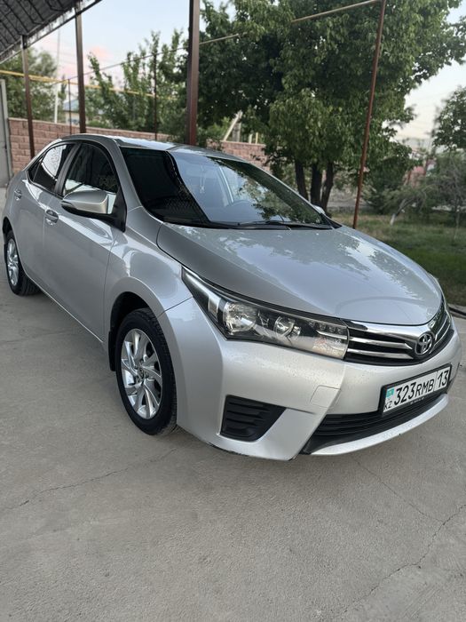 Toyota corolla 2013г