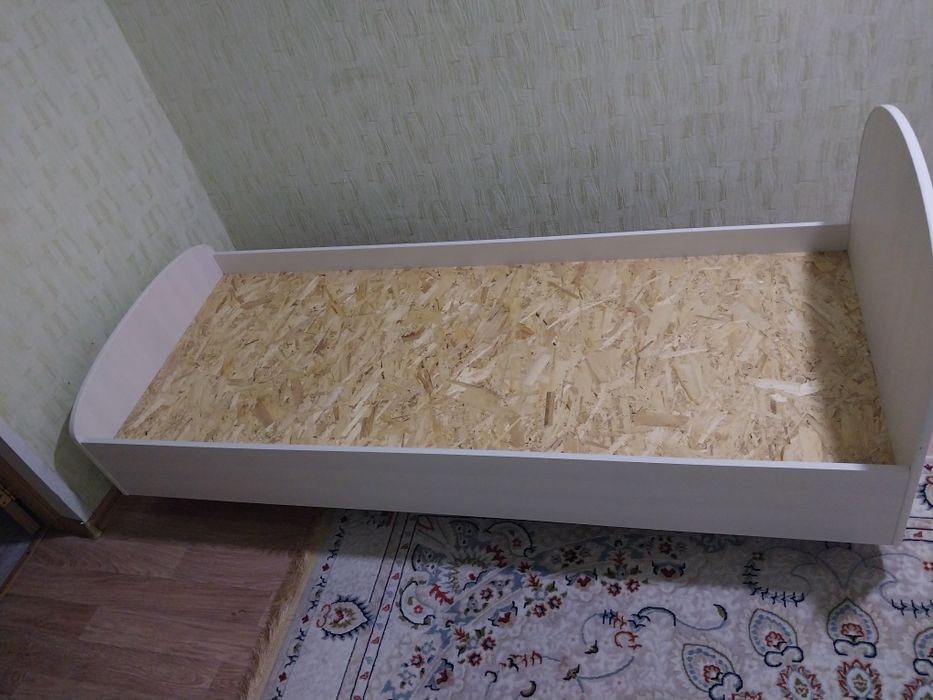 Новая тахта односпальная