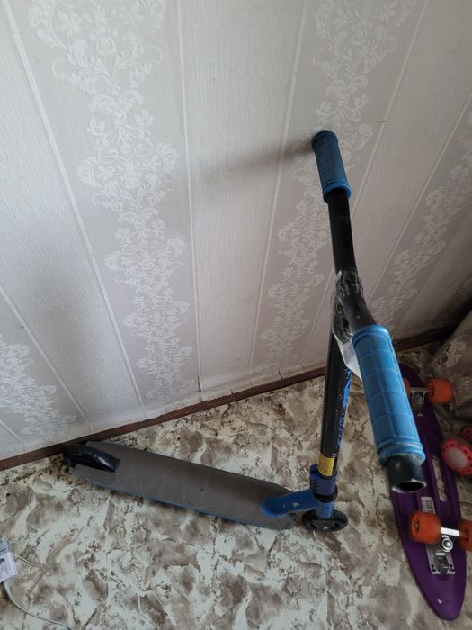 Самокат с фиксатором подростковый