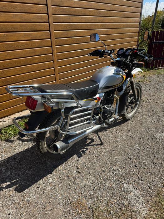 Мотоцикл 200 кубов