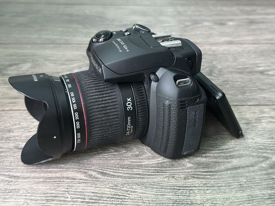 FujiFilm HS20 impecabila