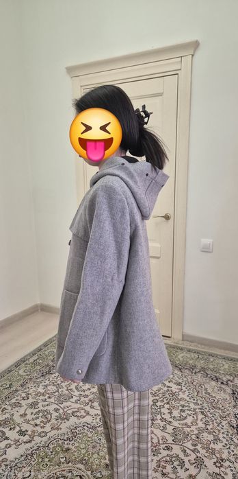 Пальто  от  Zara
