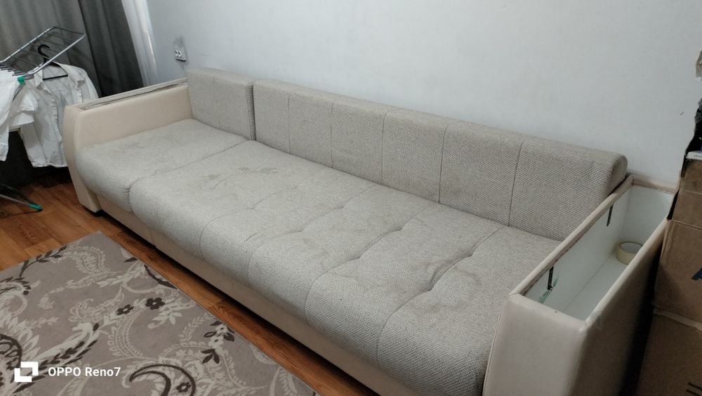 Диван 3 метра, комод