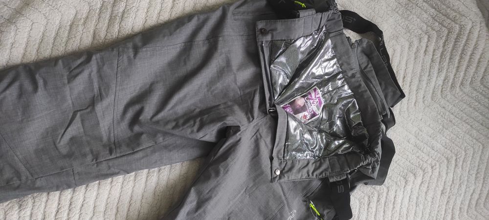 Лыжный костюм женский