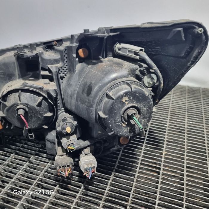 Far Dreapta Mitsubishi ASX 2010 - 2016 SUV 4 Usi (1330) Cu lupă