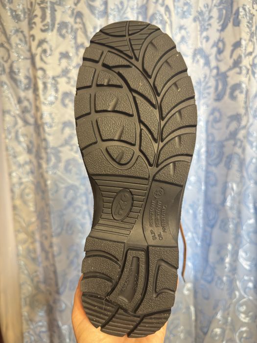 Рабочие зимние ботинки