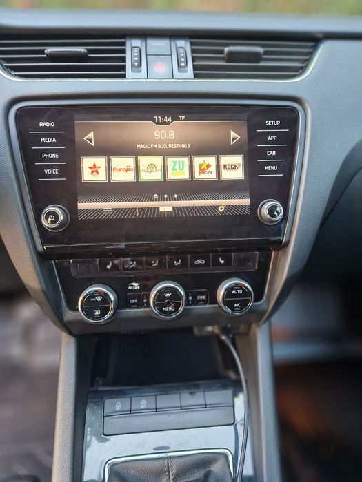SKODA Octavia 2018 — imagine 5