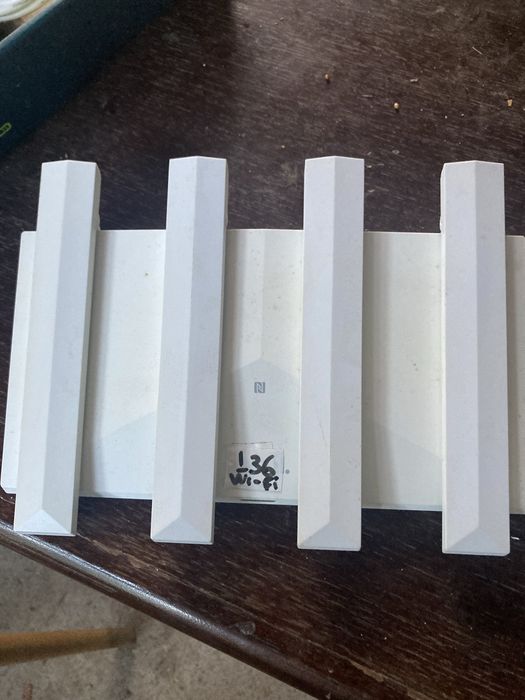 Wi-fi рутери чисто нови T3000