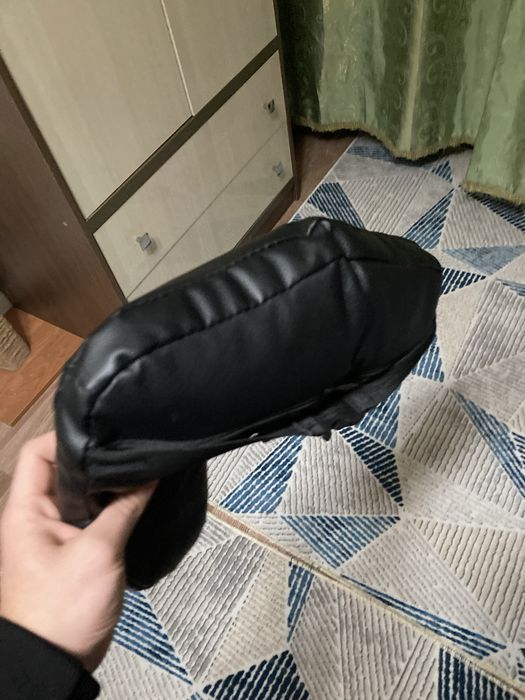 Подушка комюторная коженая