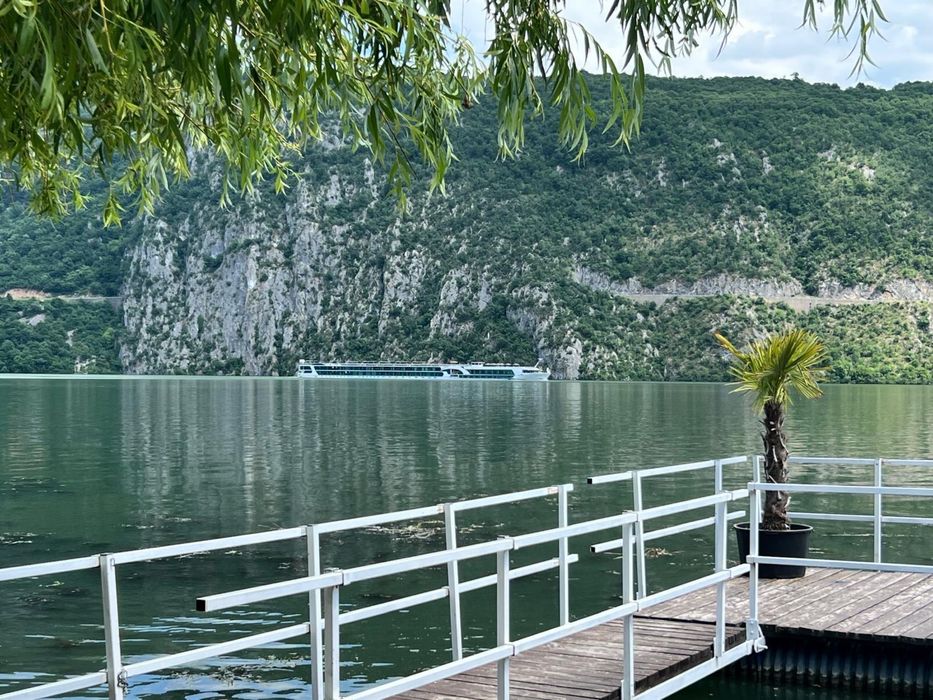 Casa de vacanta / Pensiunea Casa cu Zorele